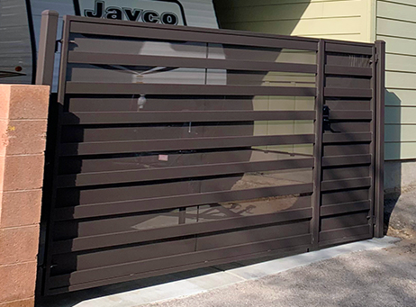 Town and Country Fencing LLC