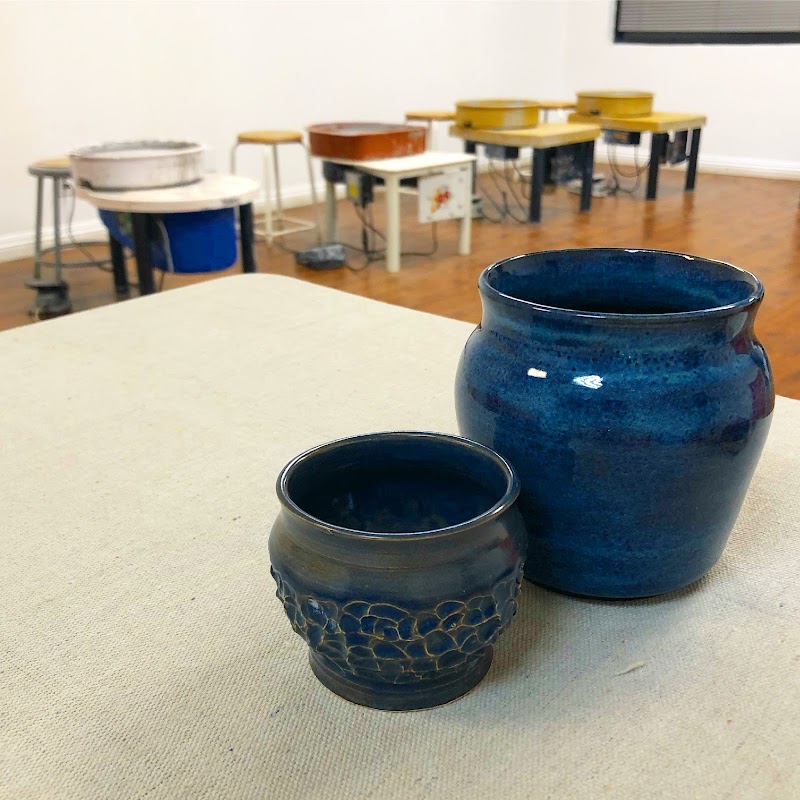 Oasis Pottery Studio & Supplies