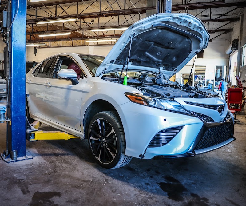 Wreck Center Auto Body Paint and Collision Repair