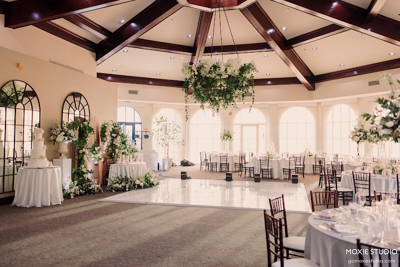 The Lake Club at Lake Las Vegas